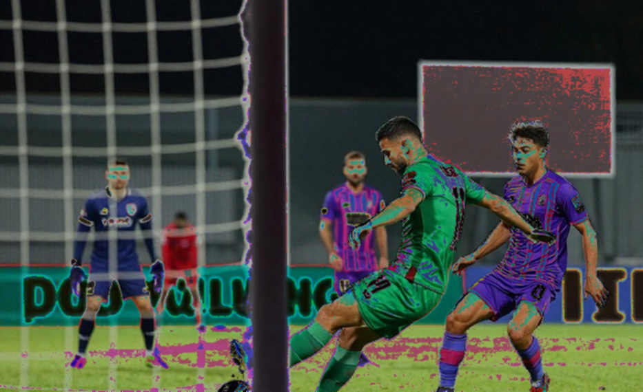 ফুটবল লেবেল পরে আসা একটি গেমিং-ল্যাপটপ বিজ্ঞাপন: ছাব্বিশটি তথ্যবিন্দুর ফরেনসিক অডিট